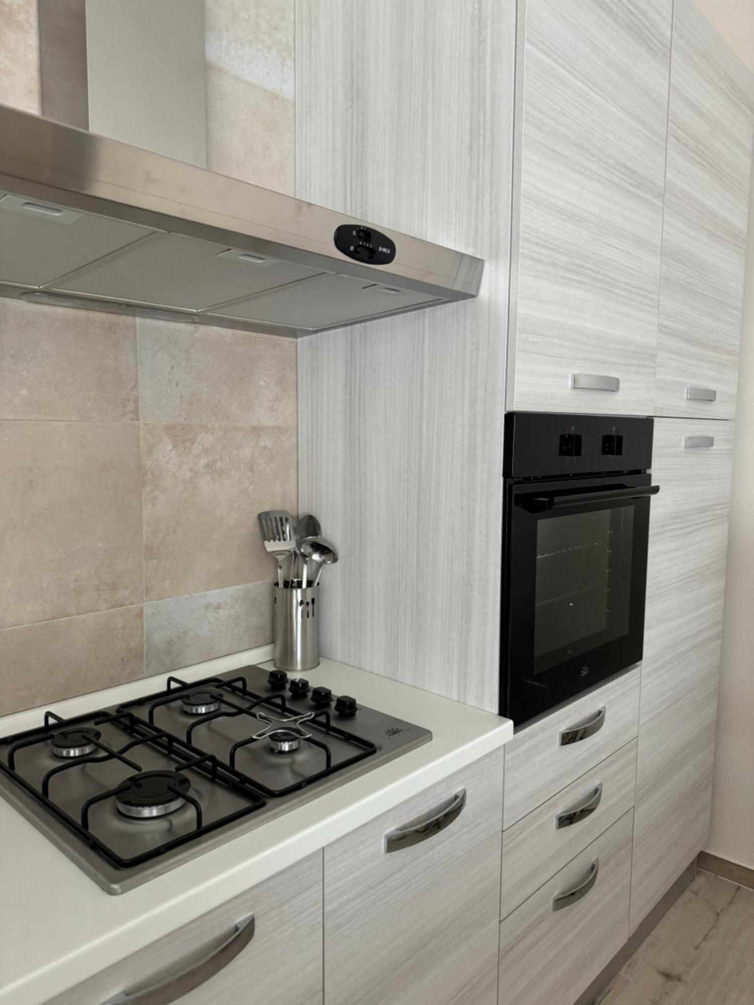 Casa Erminia Appartement Caserta Buitenkant foto